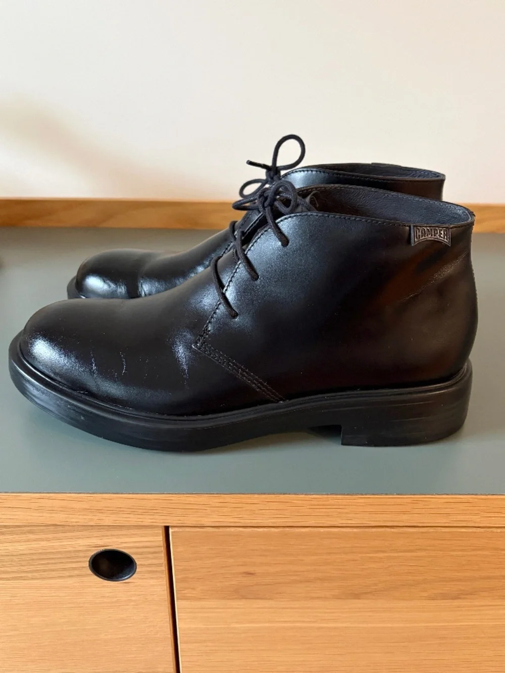 Camper Norman Ankle Boots / Mens Black / Size 43
